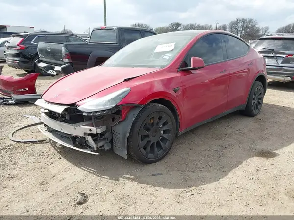 7SAYGAEEXPF797347 2023 TESLA MODEL Y - Image 2