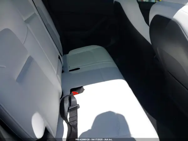 7SAYGAEEXPF800974 2023 TESLA MODEL Y - Image 8