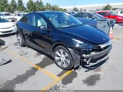 7SAYGAEEXPF838222 2023 TESLA MODEL Y