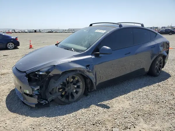 7SAYGAEEXPF847583 2023 TESLA MODEL Y - Image 1