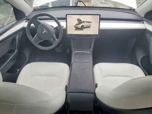 7SAYGAEEXPF849009 2023 TESLA MODEL Y - Image 8
