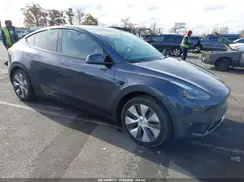 7SAYGAEEXPF850578 2023 TESLA MODEL Y