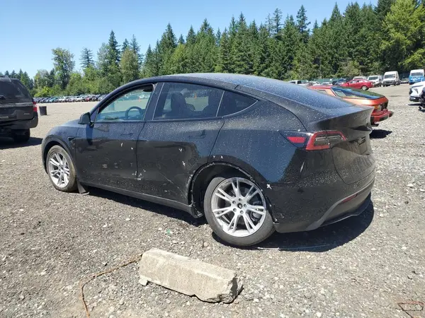 7SAYGAEEXPF887274 2023 TESLA MODEL Y - Image 2