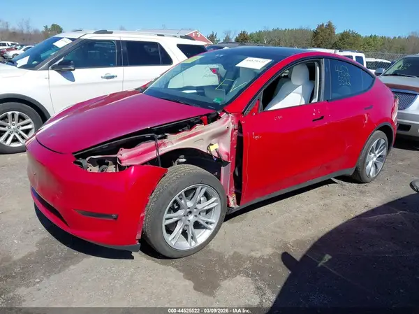 7SAYGAEEXPF889686 2023 TESLA MODEL Y - Image 2