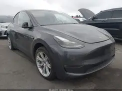 7SAYGAEEXPF895729 2023 TESLA MODEL Y