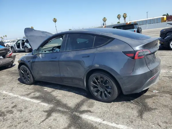 7SAYGAEEXPF904901 2023 TESLA MODEL Y - Image 2
