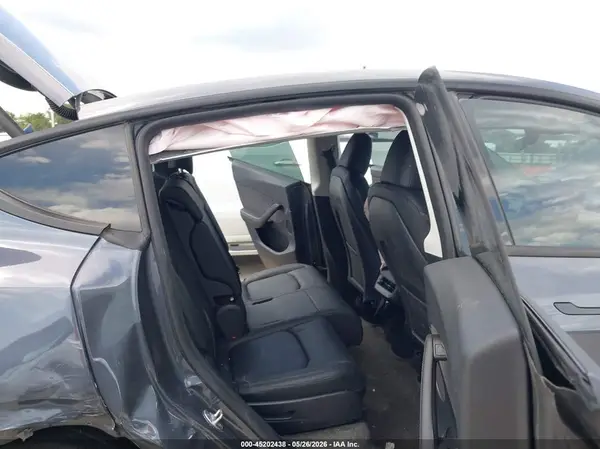 7SAYGAEEXPF941527 2023 TESLA MODEL Y - Image 8