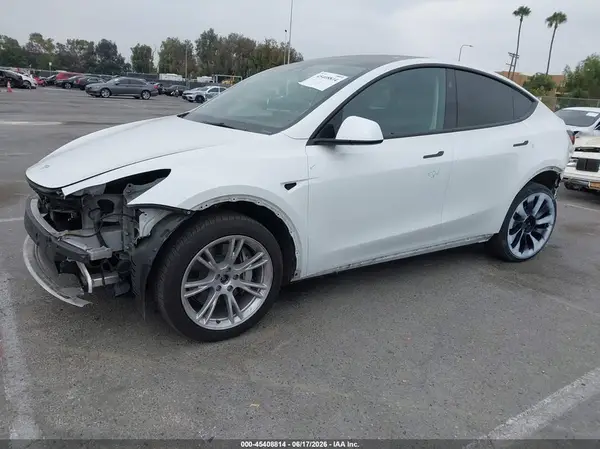 7SAYGAEEXPF942015 2023 TESLA MODEL Y - Image 2