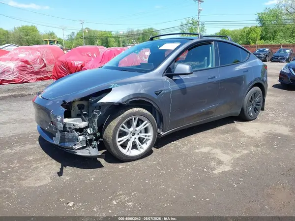 7SAYGAEEXPF967271 2023 TESLA MODEL Y - Image 2