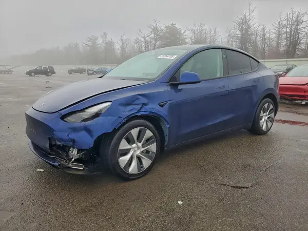 7SAYGAEEXPF971966 2023 TESLA MODEL Y - Image 1