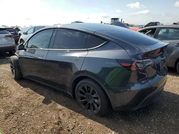7SAYGAEEXRF016023 2024 TESLA MODEL Y - Image 2