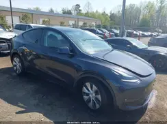 7SAYGAEEXRF020217 2024 TESLA MODEL Y