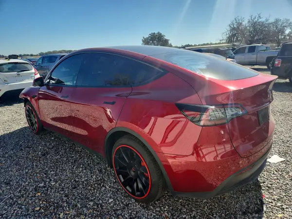 7SAYGAEEXRF066940 2024 TESLA MODEL Y - Image 2