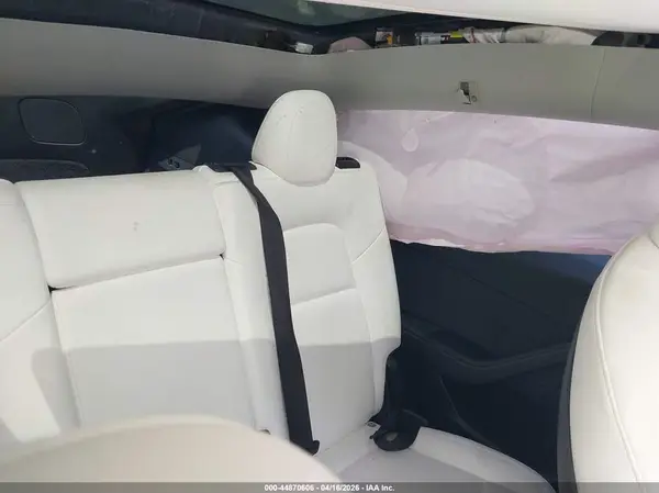 7SAYGAEEXRF075122 2024 TESLA MODEL Y - Image 8