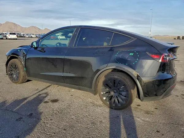 7SAYGAEEXRF092275 2024 TESLA MODEL Y - Image 2