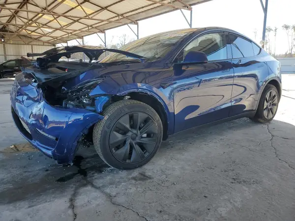 7SAYGAEEXRF116381 2024 TESLA MODEL Y - Image 1