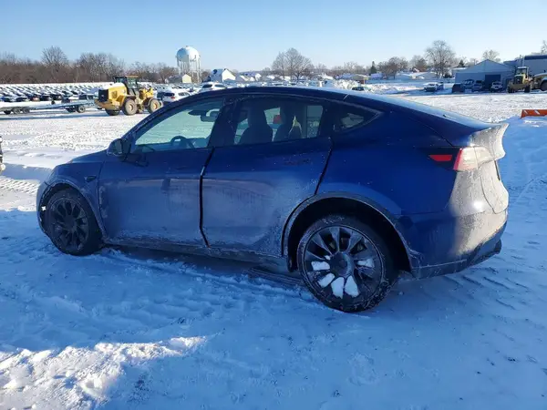 7SAYGAEEXRF149364 2024 TESLA MODEL Y - Image 2