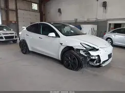 7SAYGAEEXRF170652 2024 TESLA MODEL Y