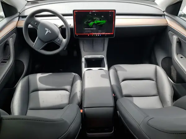 7SAYGAEEXRF205030 2024 TESLA MODEL Y - Image 8