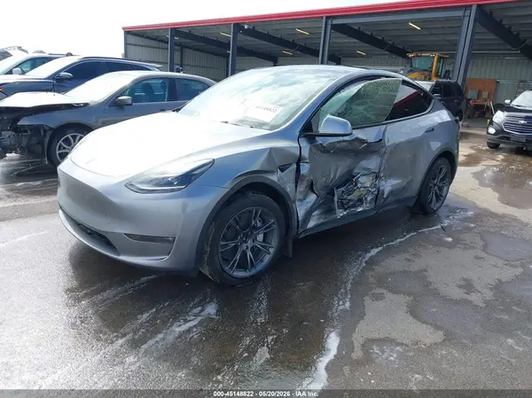 7SAYGAEEXRF210311 2024 TESLA MODEL Y - Image 2