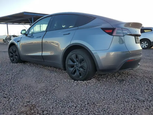 7SAYGAEEXRF211507 2024 TESLA MODEL Y - Image 2