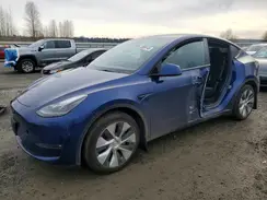7SAYGAEEXRF982646 2024 TESLA MODEL Y