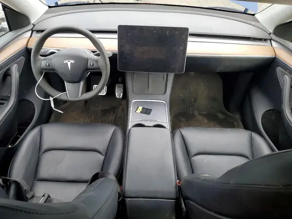 7SAYGAEEXRF982646 2024 TESLA MODEL Y - Image 8