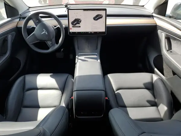 7SAYGAEEXRF988799 2024 TESLA MODEL Y - Image 8