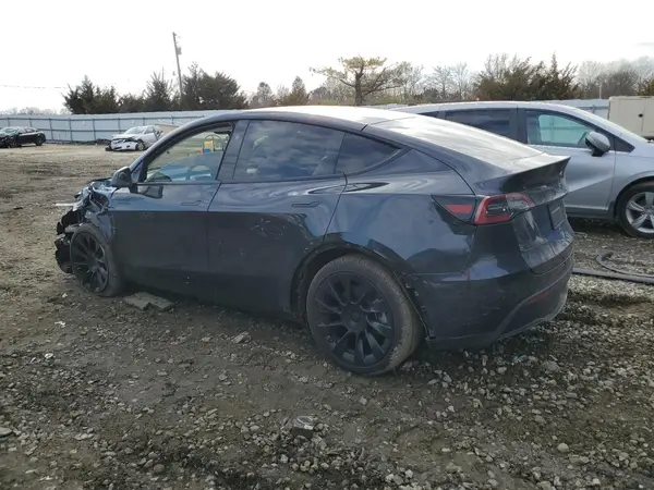 7SAYGAEEXRF990438 2024 TESLA MODEL Y - Image 2