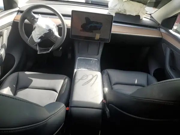 7SAYGAEEXSF253326 2025 TESLA MODEL Y - Image 8