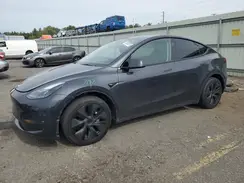 7SAYGAEEXSF294894 2025 TESLA MODEL Y