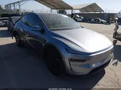 7SAYGAEEXTF604737 2026 TESLA MODEL Y