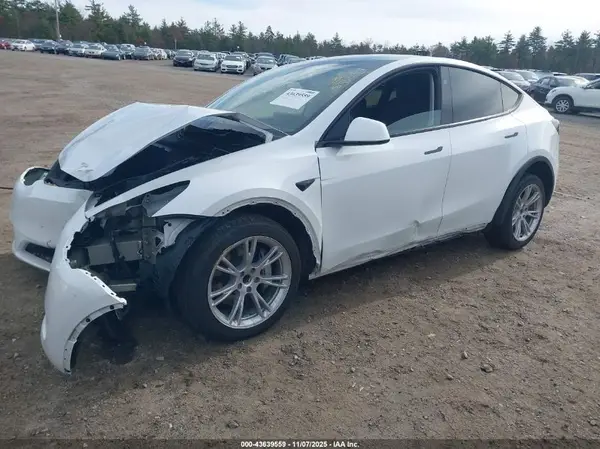 7SAYGDED0PF915222 2023 TESLA MODEL Y - Image 2