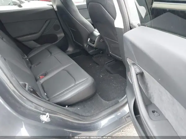 7SAYGDED0PF934319 2023 TESLA MODEL Y - Image 8