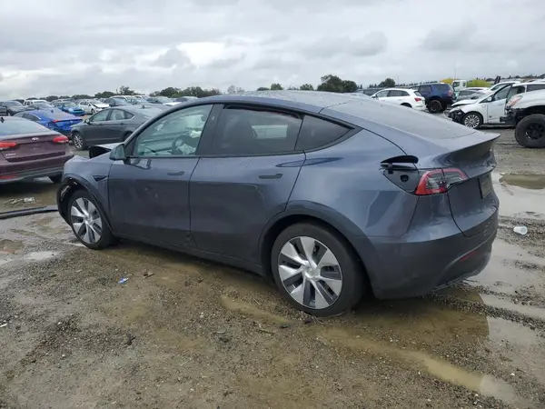 7SAYGDED0PF945725 2023 TESLA MODEL Y - Image 2