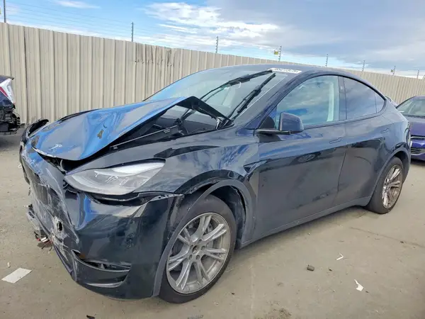 7SAYGDED0PF959415 2023 TESLA MODEL Y - Image 1