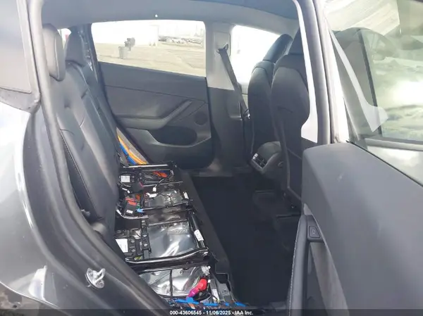 7SAYGDED0PF960208 2023 TESLA MODEL Y - Image 8
