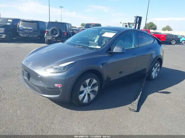 7SAYGDED0PF978241 2023 TESLA MODEL Y - Image 2