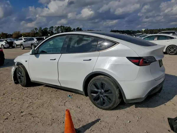 7SAYGDED0RA308219 2024 TESLA MODEL Y - Image 2