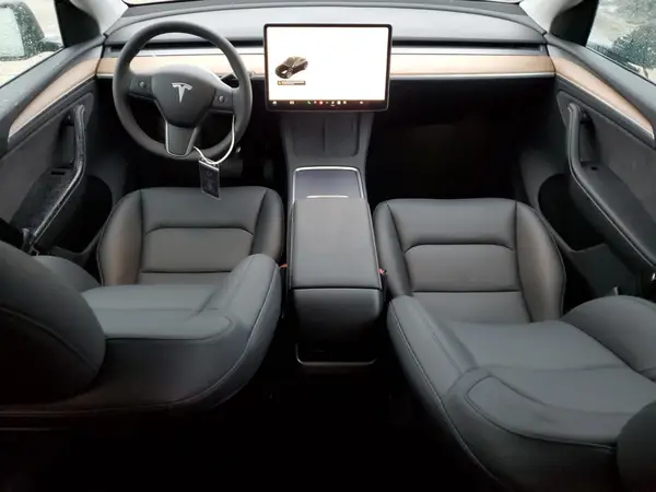 7SAYGDED0RA316532 2024 TESLA MODEL Y - Image 8