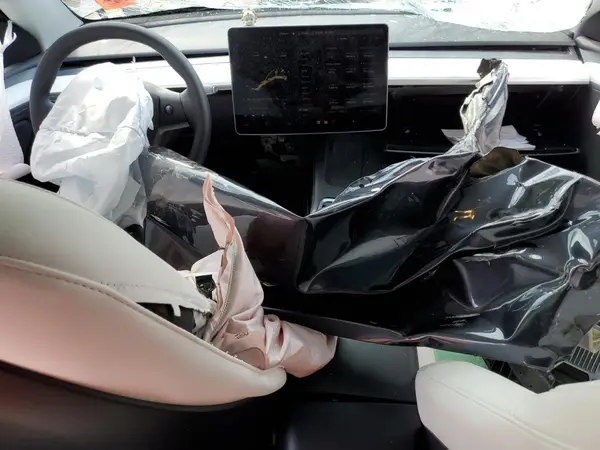 7SAYGDED0RA327594 2024 TESLA MODEL Y - Image 8