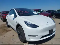 7SAYGDED0RA327806 2024 TESLA MODEL Y