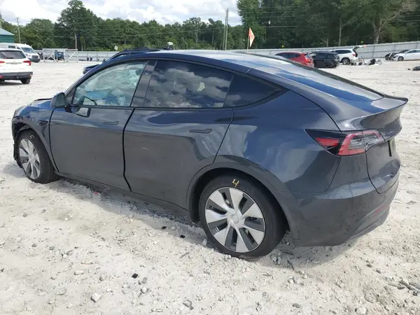 7SAYGDED0RF018730 2024 TESLA MODEL Y - Image 2
