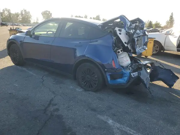 7SAYGDED0RF019599 2024 TESLA MODEL Y - Image 2