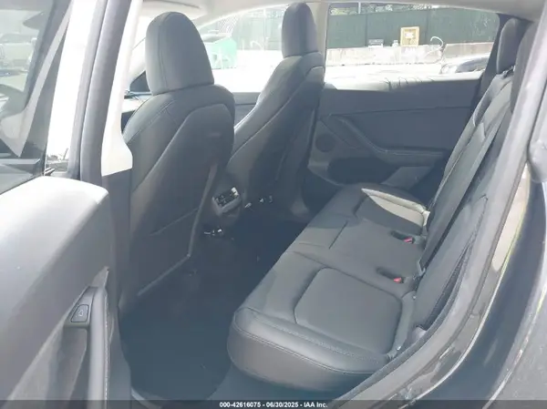 7SAYGDED0RF033356 2024 TESLA MODEL Y - Image 8