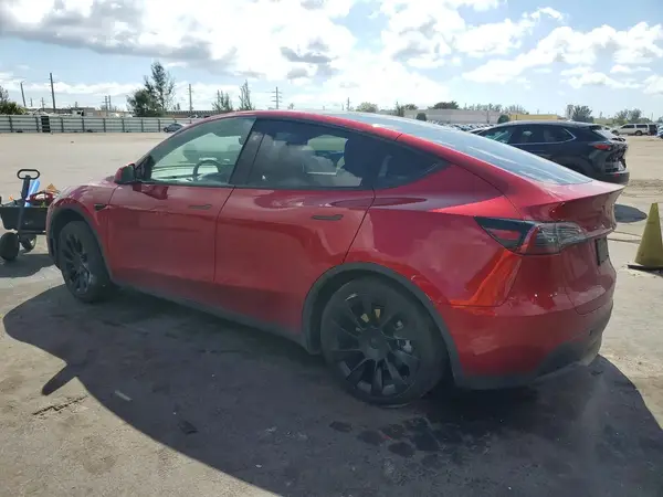 7SAYGDED0RF036404 2024 TESLA MODEL Y - Image 2