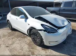 7SAYGDED0RF038413 2024 TESLA MODEL Y