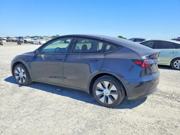 7SAYGDED0RF042476 2024 TESLA MODEL Y - Image 2