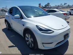 7SAYGDED0RF052621 2024 TESLA MODEL Y