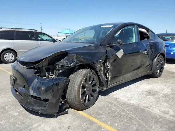 7SAYGDED0RF055146 2024 TESLA MODEL Y - Image 1